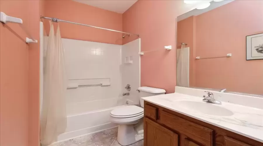 650 Cadillac Circle, Romeoville, Illinois 60446, 2 Bedrooms Bedrooms, ,2 BathroomsBathrooms,Residential,For Sale,Cadillac,MRD12151387