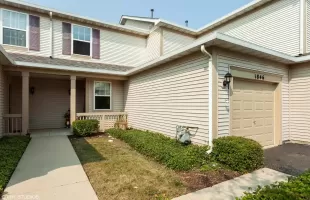 1846 Wentworth Circle, Romeoville, Illinois 60446, 2 Bedrooms Bedrooms, ,2 BathroomsBathrooms,Residential,For Sale,Wentworth,MRD12152928