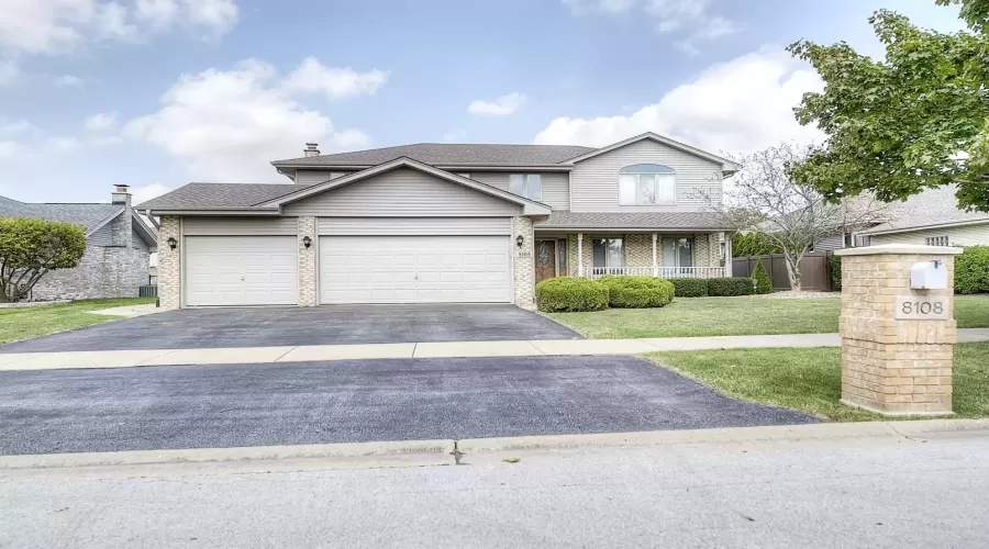 8108 Deland Court, Tinley Park, Illinois 60477, 4 Bedrooms Bedrooms, ,3 BathroomsBathrooms,Residential,For Sale,Deland,MRD12152530