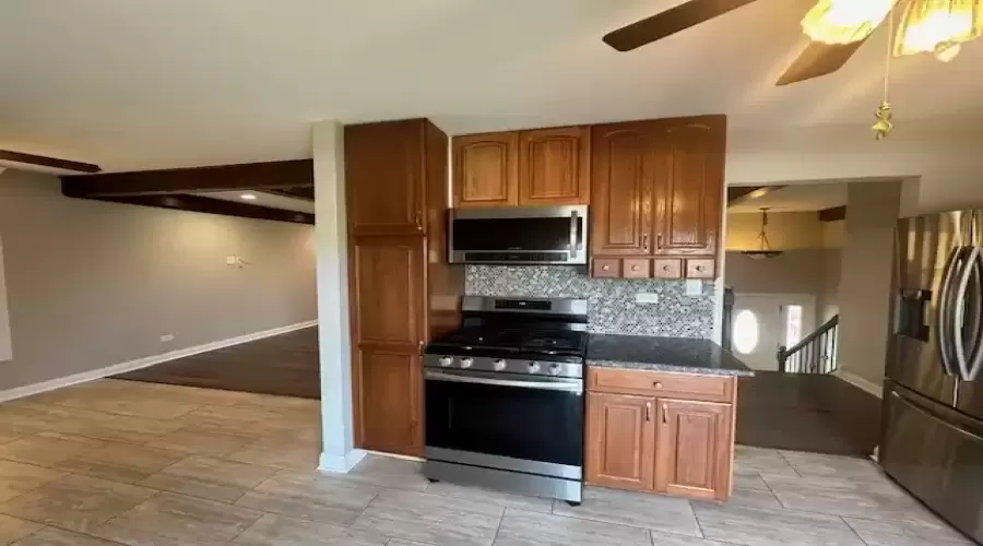 7336 Hickory Creek Drive, Frankfort, Illinois 60423, 4 Bedrooms Bedrooms, ,3 BathroomsBathrooms,Residential Lease,For Rent,Hickory Creek,MRD12153186