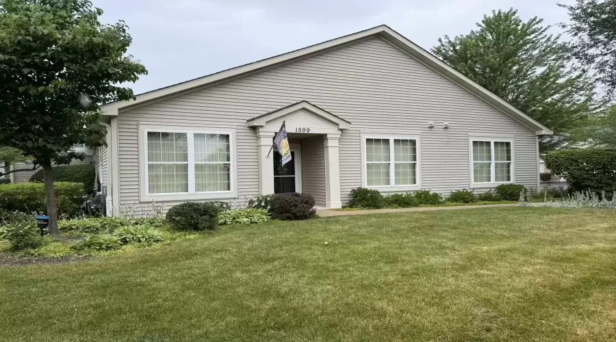 1599 Cadillac Circle, Romeoville, Illinois 60446, 2 Bedrooms Bedrooms, ,2 BathroomsBathrooms,Residential,For Sale,Cadillac,MRD12156727