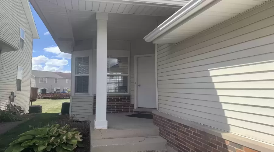 506 Le Moyne Avenue, Romeoville, Illinois 60446, 3 Bedrooms Bedrooms, ,3 BathroomsBathrooms,Residential Lease,For Rent,Le Moyne,MRD12156764