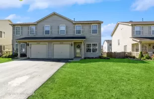 1717 Ramsey Drive, Romeoville, Illinois 60446, 2 Bedrooms Bedrooms, ,3 BathroomsBathrooms,Residential,For Sale,Ramsey,MRD12143501