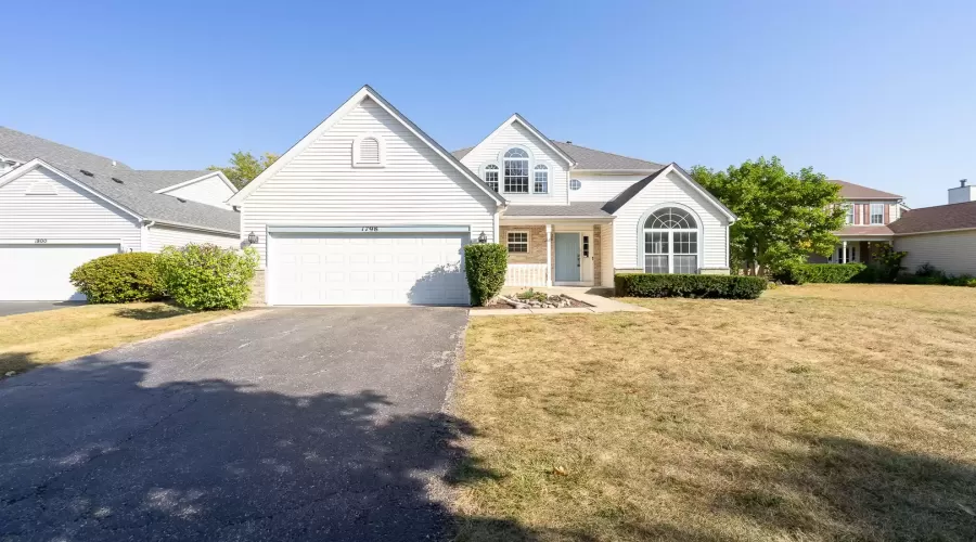 1798 PEBBLESTONE Drive, Romeoville, Illinois 60446, 4 Bedrooms Bedrooms, ,4 BathroomsBathrooms,Residential,For Sale,PEBBLESTONE,MRD12138468