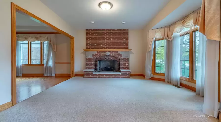 14143 Ravenswood Drive, Orland Park, Illinois 60462, 4 Bedrooms Bedrooms, ,3 BathroomsBathrooms,Residential,For Sale,Ravenswood,MRD12167024