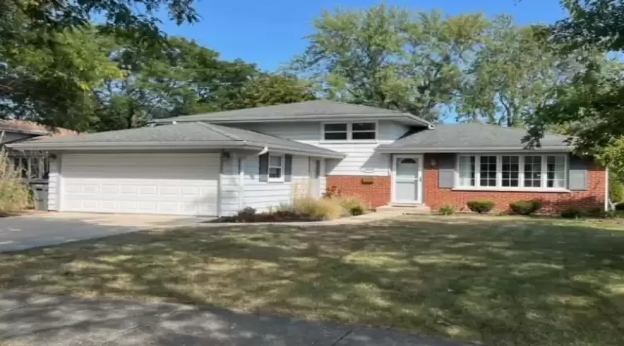 15005 Avenida Del Este Street, Orland Park, Illinois 60462, 3 Bedrooms Bedrooms, ,2 BathroomsBathrooms,Residential Lease,For Rent,Avenida Del Este,MRD12171891