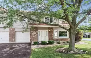 9252 CLIFFSIDE Lane, Orland Park, Illinois 60462, 2 Bedrooms Bedrooms, ,3 BathroomsBathrooms,Residential Lease,For Rent,CLIFFSIDE,MRD12171998