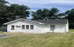 50 36th Avenue, Hobart, Indiana, 2 Bedrooms Bedrooms, ,1 BathroomBathrooms,Residential,For Sale,36th,NRA808577