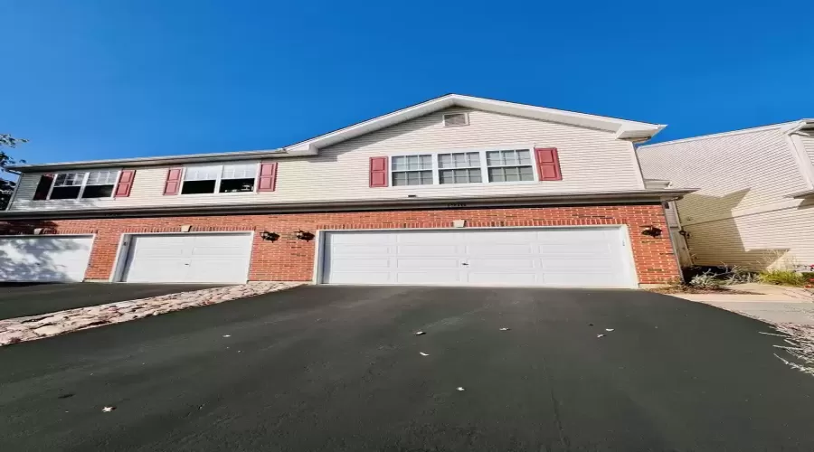 1916 Cobblestone Road, Romeoville, Illinois 60446, 2 Bedrooms Bedrooms, ,3 BathroomsBathrooms,Residential Lease,For Rent,Cobblestone,MRD12178094