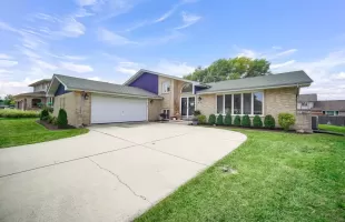 19718 Swanberg Lane, Mokena, Illinois 60448, 4 Bedrooms Bedrooms, ,3 BathroomsBathrooms,Residential,For Sale,Swanberg,MRD12174983