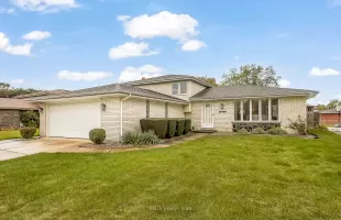 16506 84th Avenue, Tinley Park, Illinois 60487, 3 Bedrooms Bedrooms, ,2 BathroomsBathrooms,Residential,For Sale,84th,MRD12191453