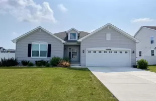 10915 Arkansas Place, Crown Point, Indiana, 3 Bedrooms Bedrooms, ,2 BathroomsBathrooms,Residential,For Sale,Arkansas,NRA806852