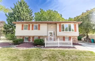 1779 Selo Drive, Schererville, Indiana, 2 Bedrooms Bedrooms, ,2 BathroomsBathrooms,Residential,For Sale,Selo,NRA809880