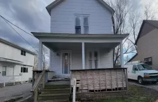 287 Washington Street, Lowell, Indiana, 4 Bedrooms Bedrooms, ,2 BathroomsBathrooms,Residential,For Sale,Washington,NRA802613