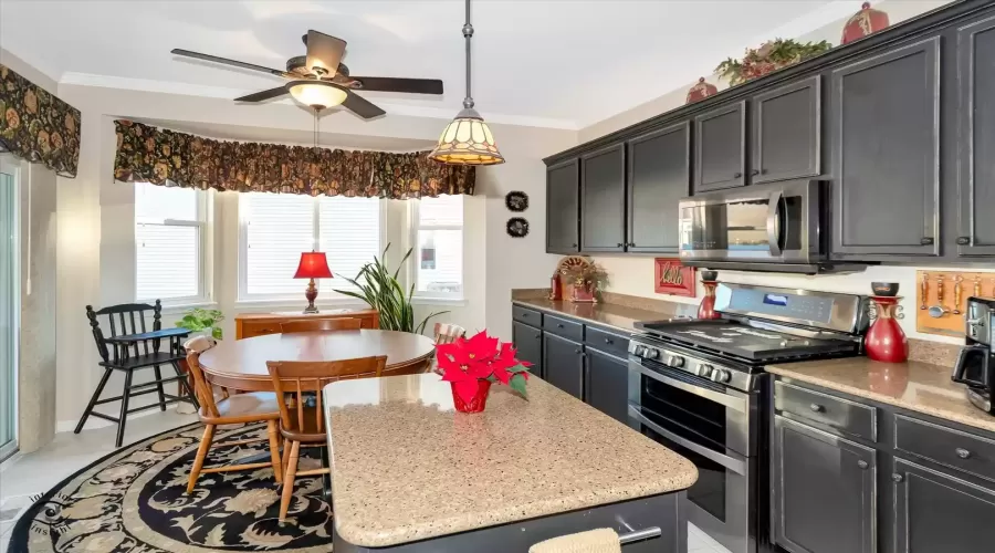 PLENTY OF CABINETS AND COUNTER SPACE