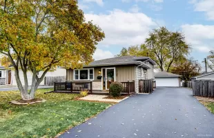 17347 OSCEOLA Avenue, Tinley Park, Illinois 60477, 3 Bedrooms Bedrooms, ,2 BathroomsBathrooms,Residential,For Sale,OSCEOLA,MRD12205244