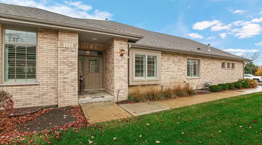 11877 Tower Bridge Drive, Mokena, Illinois 60448, 2 Bedrooms Bedrooms, ,3 BathroomsBathrooms,Residential,For Sale,Tower Bridge,MRD12207431