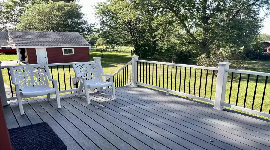 155th Avenue Deck and Garage picture