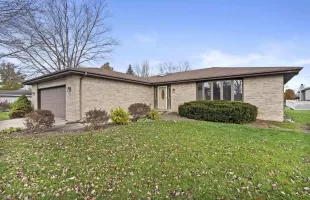 2621 Calumet Avenue, Dyer, Indiana, 3 Bedrooms Bedrooms, ,3 BathroomsBathrooms,Residential,For Sale,Calumet,NRA813253