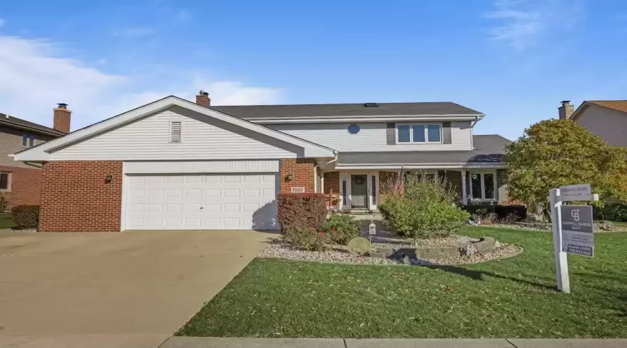 7530 170th Place, Tinley Park, Illinois 60477, 4 Bedrooms Bedrooms, ,4 BathroomsBathrooms,Residential,For Sale,170th,MRD12123548