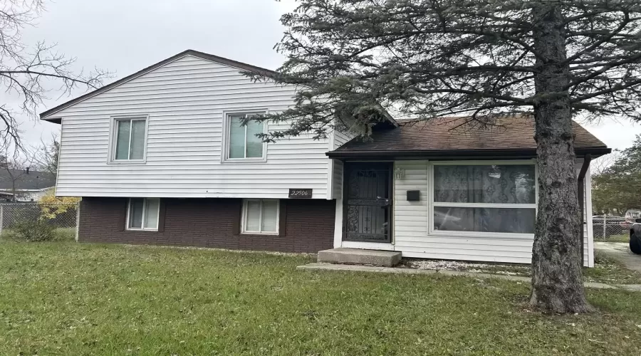 22506 Brookwood Drive, Sauk Village, Illinois 60411, 3 Bedrooms Bedrooms, ,2 BathroomsBathrooms,Residential,For Sale,Brookwood,MRD12207949