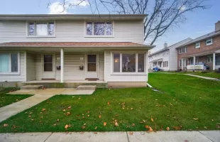 33 Ash Street, Park Forest, Illinois 60466, 2 Bedrooms Bedrooms, ,1 BathroomBathrooms,Residential,For Sale,Ash,MRD12216959