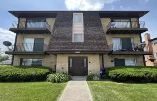 17340 RIDGELAND Avenue, Tinley Park, Illinois 60477, 1 Bedroom Bedrooms, ,1 BathroomBathrooms,Residential,For Sale,RIDGELAND,MRD12217794