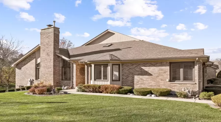 10489 Brookridge Creek Drive, Frankfort, Illinois 60423, 2 Bedrooms Bedrooms, ,3 BathroomsBathrooms,Residential,For Sale,Brookridge Creek,MRD12220171