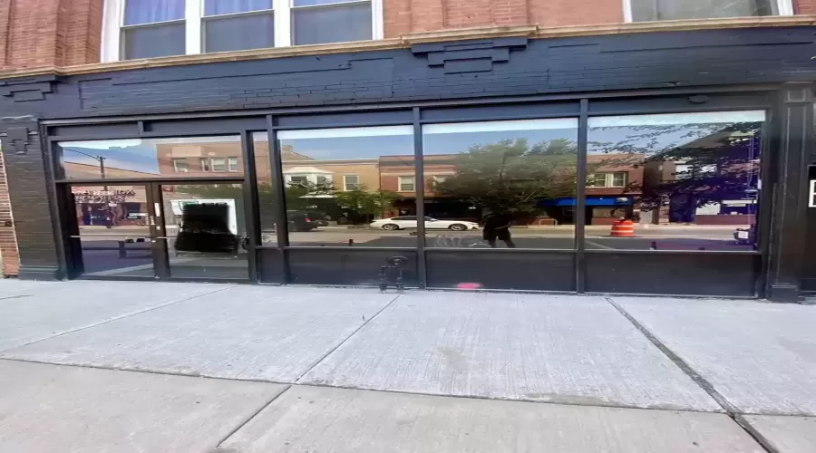 2882 Milwaukee Avenue, Chicago, Illinois 60618, ,Commercial Lease,For Rent,Milwaukee,MRD12095844