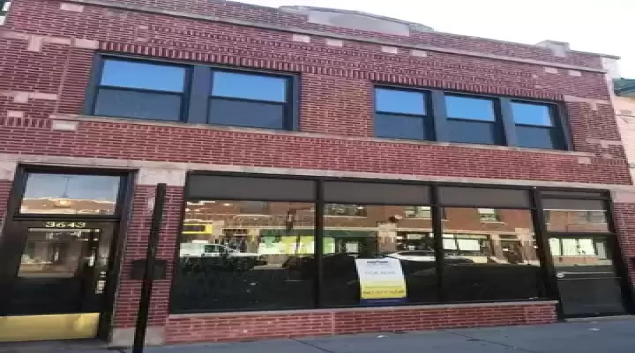 3643 Lawrence Avenue, Chicago, Illinois 60625, ,Commercial Lease,For Rent,Lawrence,MRD12055631