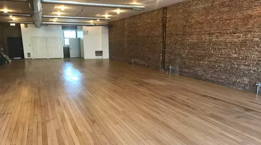 3643 Lawrence Avenue, Chicago, Illinois 60625, ,Commercial Lease,For Rent,Lawrence,MRD12055631