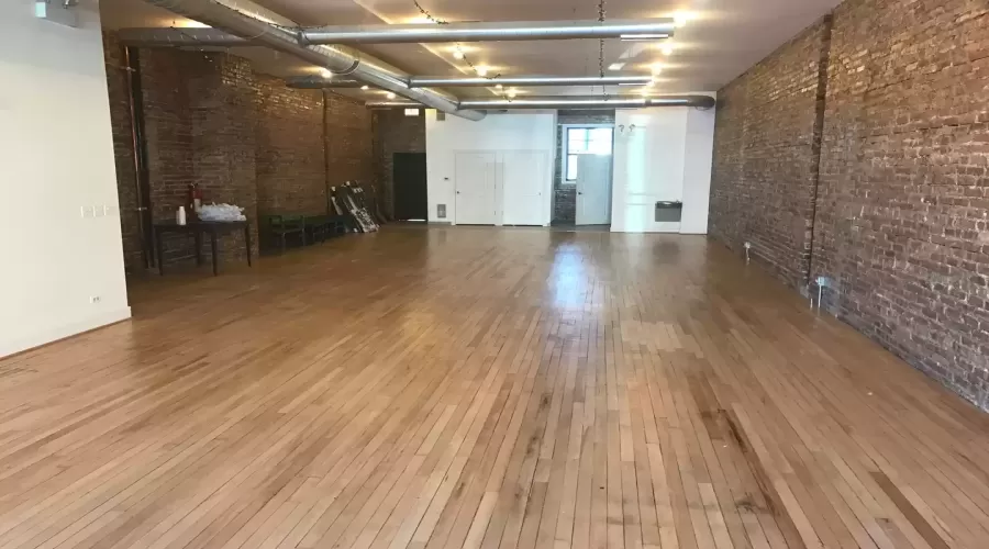 3643 Lawrence Avenue, Chicago, Illinois 60625, ,Commercial Lease,For Rent,Lawrence,MRD12055631