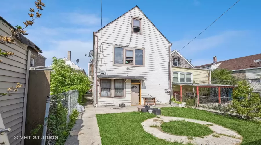 2737 Karlov Avenue, Chicago, Illinois 60623, 7 Bedrooms Bedrooms, ,3 BathroomsBathrooms,Residential Income,For Sale,Karlov,MRD12050998