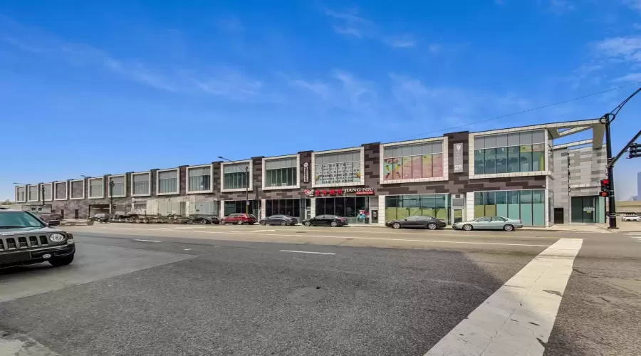 2252 Archer Avenue, Chicago, Illinois 60616, ,Commercial Sale,For Sale,Archer,MRD11416378