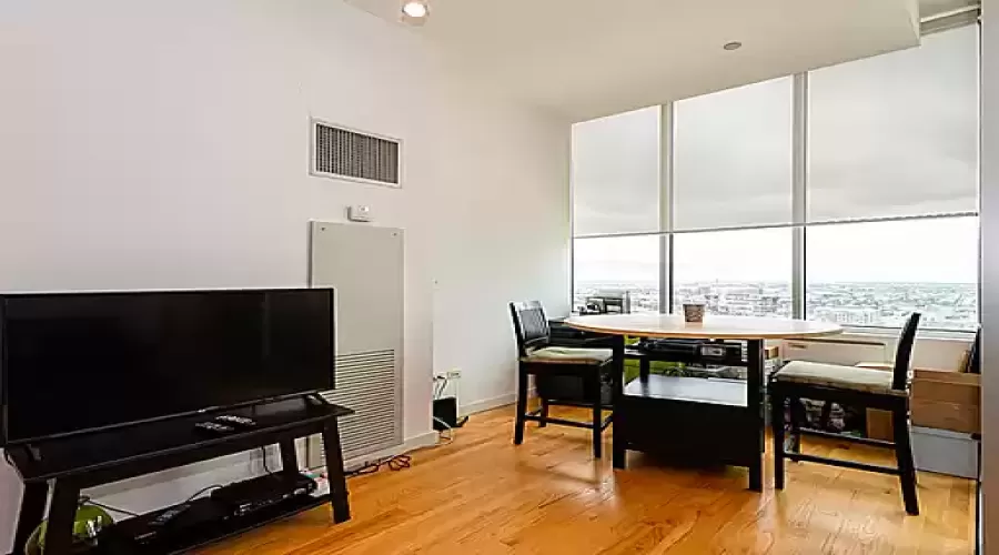 1720 Michigan Avenue, Chicago, Illinois 60616, 1 Bedroom Bedrooms, ,1 BathroomBathrooms,Residential Lease,For Rent,Michigan,MRD12138618