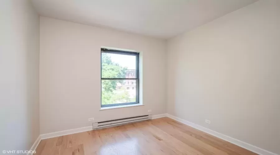 5345 Ellis Avenue, Chicago, Illinois 60615, 3 Bedrooms Bedrooms, ,1 BathroomBathrooms,Residential,For Sale,Ellis,MRD12093833