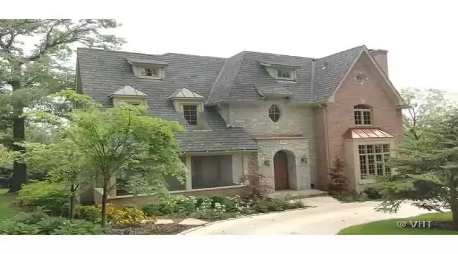 105 Fuller Road, Hinsdale, Illinois 60521, 5 Bedrooms Bedrooms, ,6 BathroomsBathrooms,Residential,For Sale,Fuller,MRD11952343