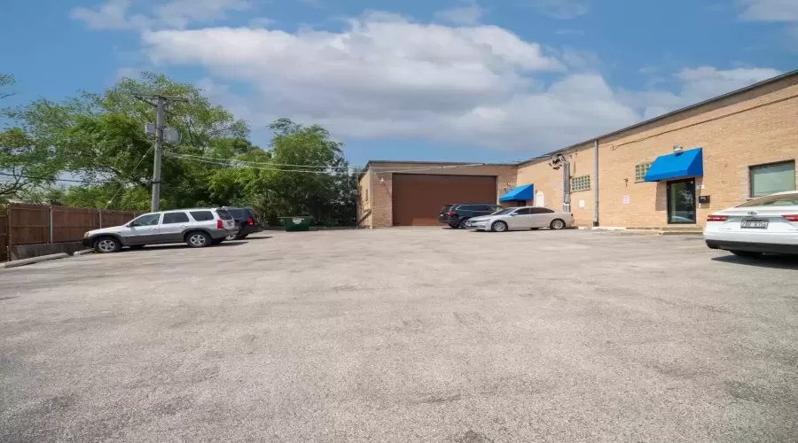 6502 Joliet Road, Countryside, Illinois 60525, ,Commercial Lease,For Rent,Joliet,MRD11880579