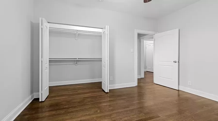 6116 Winthrop Avenue, Chicago, Illinois 60660, 2 Bedrooms Bedrooms, ,1 BathroomBathrooms,Residential Lease,For Rent,Winthrop,MRD12171665