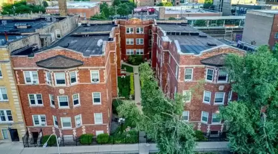 6116 Winthrop Avenue, Chicago, Illinois 60660, 2 Bedrooms Bedrooms, ,1 BathroomBathrooms,Residential Lease,For Rent,Winthrop,MRD12171665