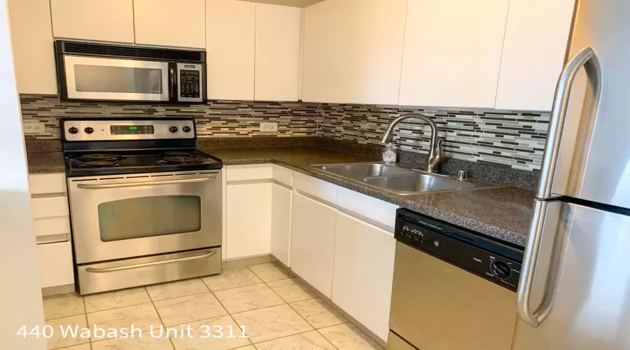 440 Wabash Avenue, Chicago, Illinois 60611, 2 Bedrooms Bedrooms, ,2 BathroomsBathrooms,Residential Lease,For Rent,Wabash,MRD12220112