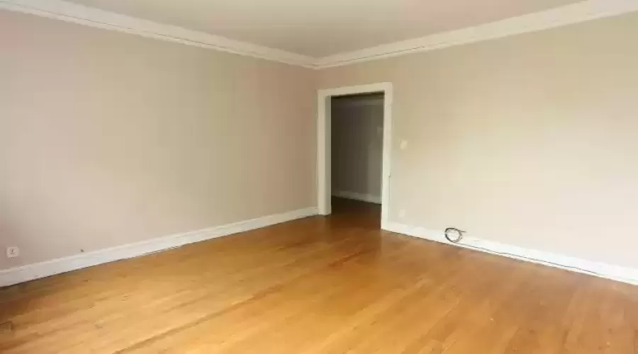 1923 Winnemac Avenue, Chicago, Illinois 60640, 1 Bedroom Bedrooms, ,1 BathroomBathrooms,Residential Lease,For Rent,Winnemac,MRD12222982