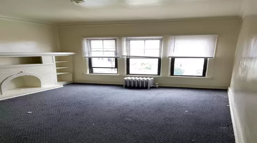 3320 67th Street, Chicago, Illinois 60629, 2 Bedrooms Bedrooms, ,1 BathroomBathrooms,Residential Lease,For Rent,67th,MRD12220500