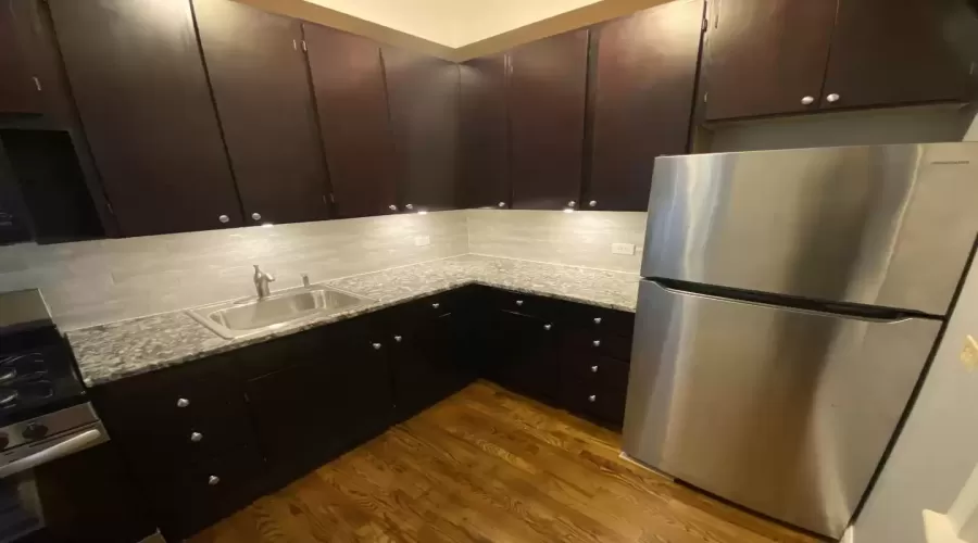 856 Montrose Avenue, Chicago, Illinois 60613, 1 Bedroom Bedrooms, ,1 BathroomBathrooms,Residential Lease,For Rent,Montrose,MRD12220735