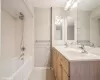 1640 Maple Avenue, Evanston, Illinois 60201, 2 Bedrooms Bedrooms, ,2 BathroomsBathrooms,Residential Lease,For Rent,Maple,MRD12221021