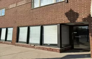 3008 Devon Avenue, Chicago, Illinois 60659, ,Commercial Lease,For Rent,Devon,MRD12221911