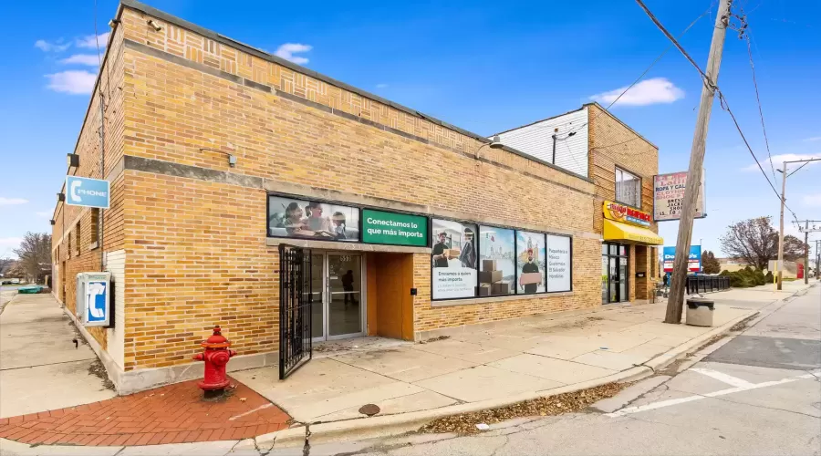 553 Collins Street, Joliet, Illinois 60432, ,Commercial Lease,For Rent,Collins,MRD12257318