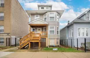 4311 PALMER Street, Chicago, Illinois 60639, 6 Bedrooms Bedrooms, ,3 BathroomsBathrooms,Residential Income,For Sale,PALMER,MRD12257375